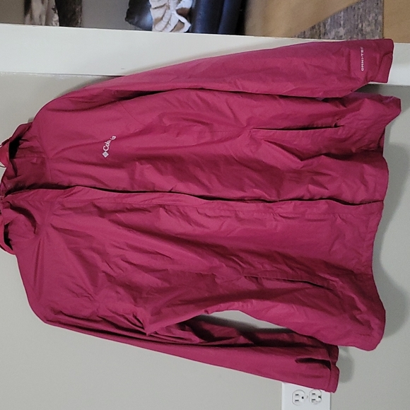 Columbia size 1x plus jacket  bergundy - Picture 3 of 4